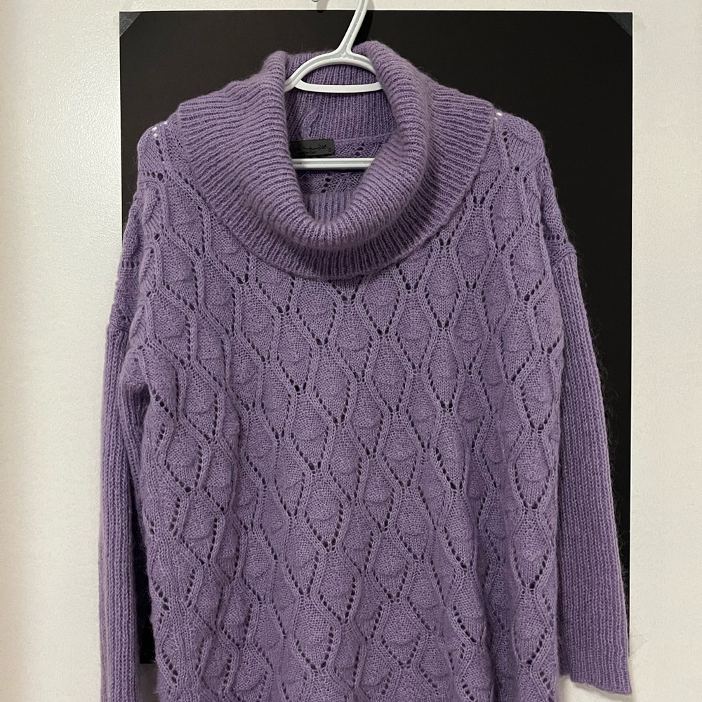 Elgamanda sweater from Italy